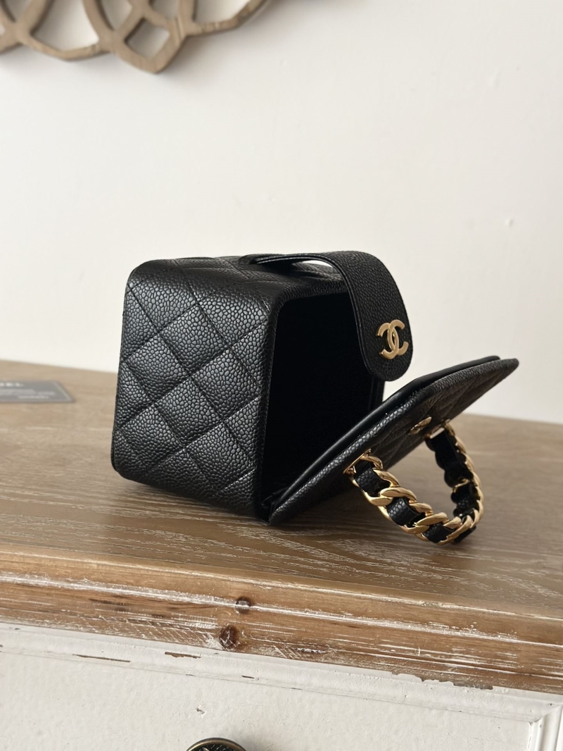 Ch**el cosmetic bags